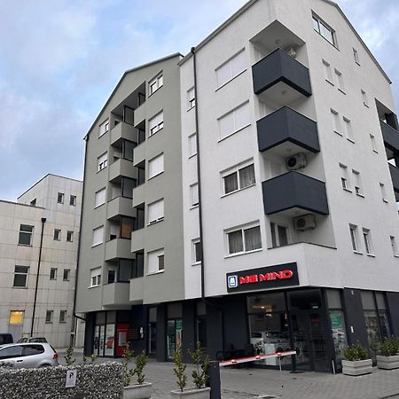 Lux Apartment III Prijedor Exterior foto